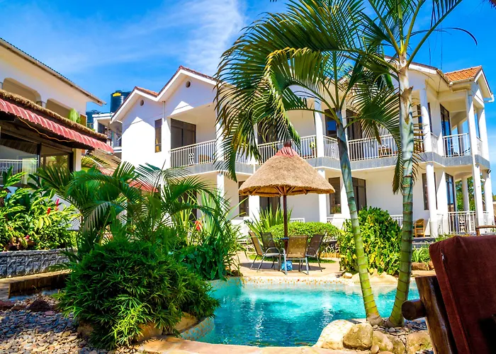 2 Friends Beach Hotel